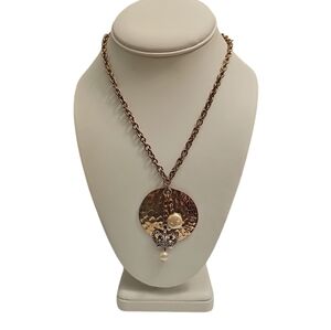 Vintage gold chain faux pearl & crown charm necklace